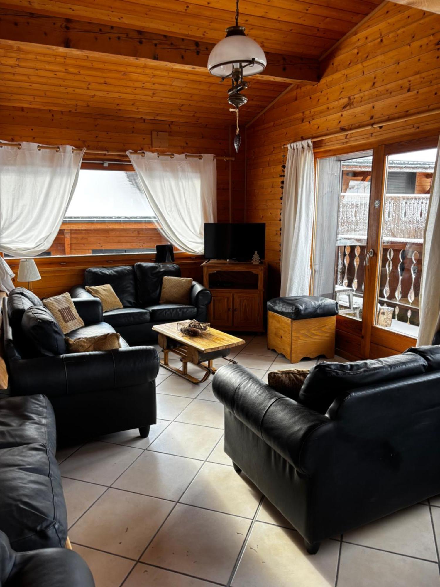 Central Hostel Châtel Εξωτερικό φωτογραφία